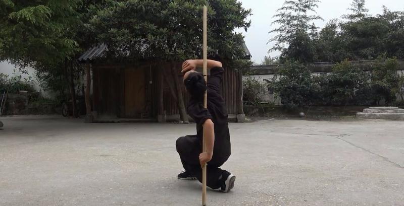 田良——八仙棍