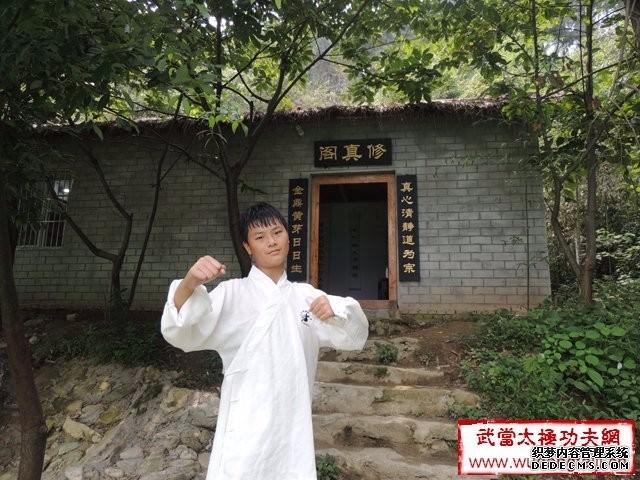 胡圣科